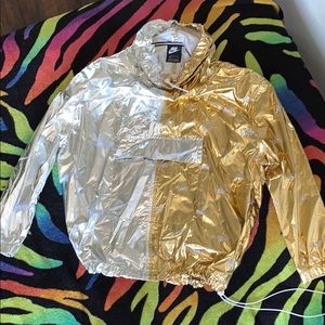Nike wind breaker
